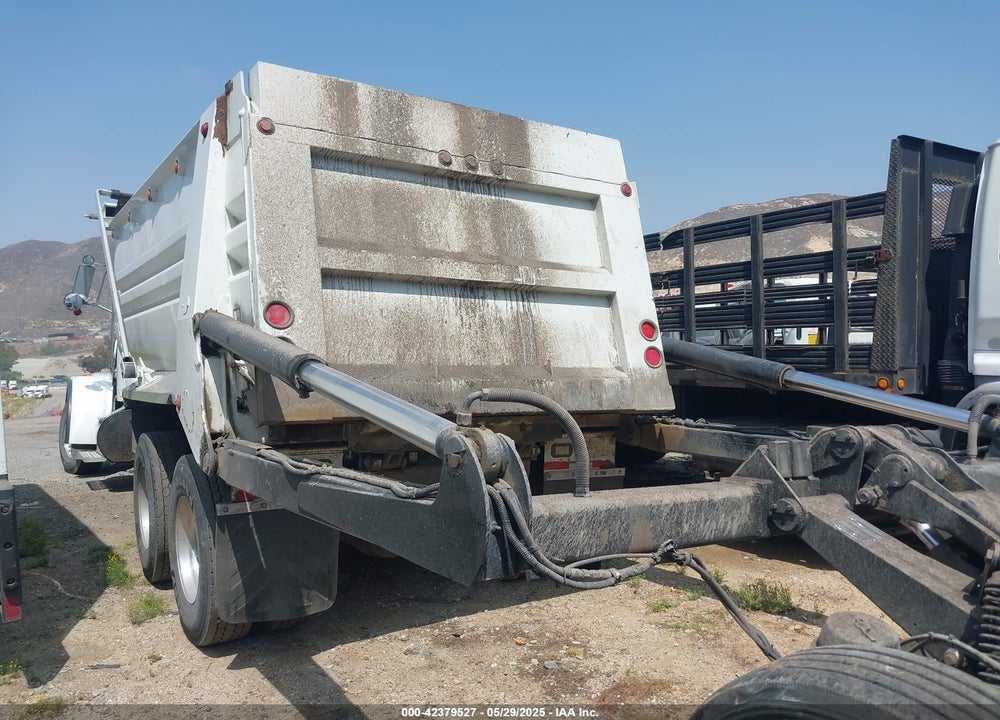 2015 PETERBILT 365 VIN: 1NPSL70XXFD277254
