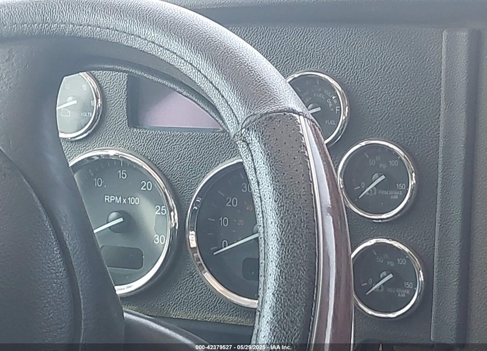 2015 PETERBILT 365 VIN: 1NPSL70XXFD277254