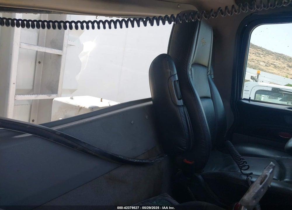 2015 PETERBILT 365 VIN: 1NPSL70XXFD277254