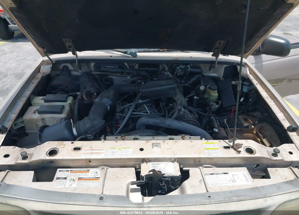 1997 MAZDA B2300 SE VIN: 4F4CR12A8VTM11643