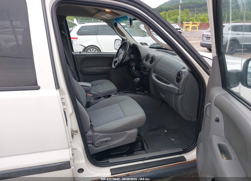 2006 JEEP LIBERTY SPORT VIN: 1J4GL48K96W227772