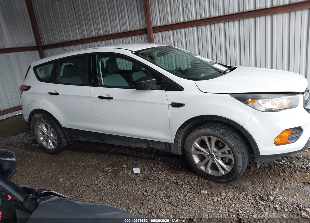 2018 FORD ESCAPE VIN: 1FMCU0F74JUA06900