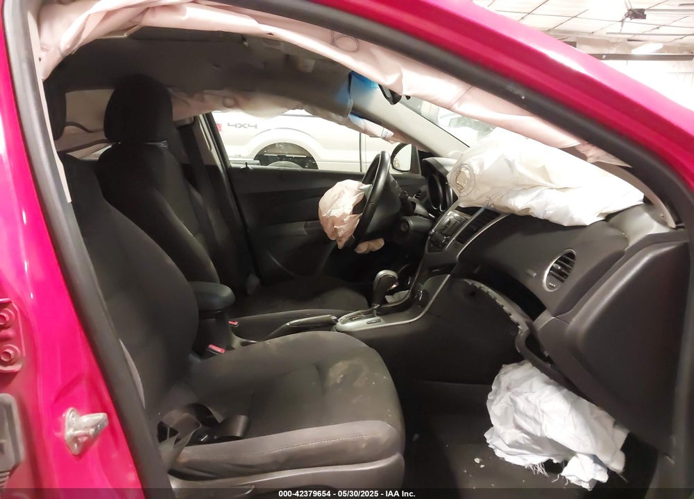 2014 CHEVROLET CRUZE 1LT AUTO VIN: 1G1PC5SB4E7176333