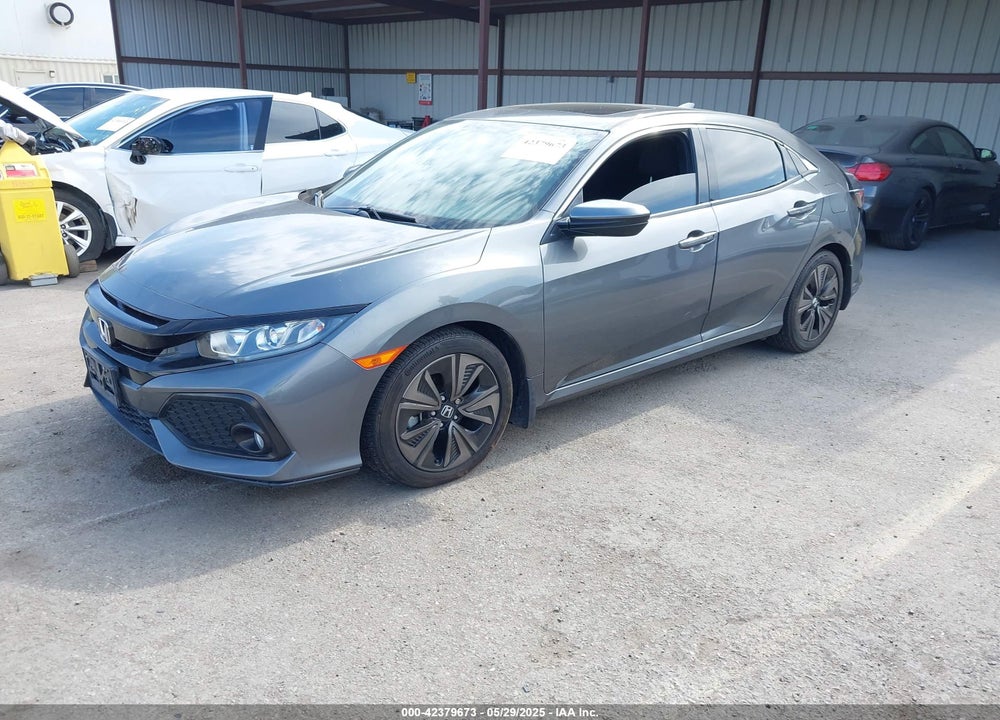 2018 HONDA CIVIC EX VIN: SHHFK7H5XJU407449