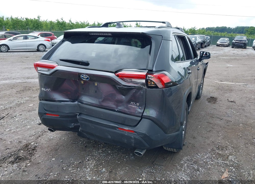 2024 TOYOTA RAV4 HYBRID VIN: JTMRWRFV1RD239124