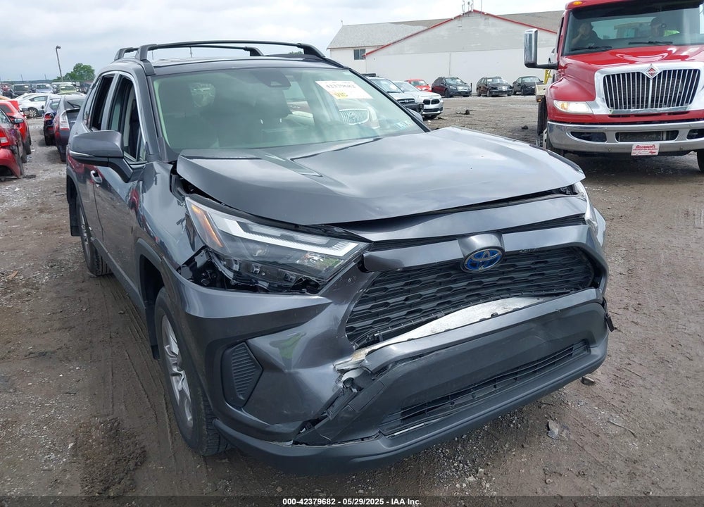 2024 TOYOTA RAV4 HYBRID VIN: JTMRWRFV1RD239124