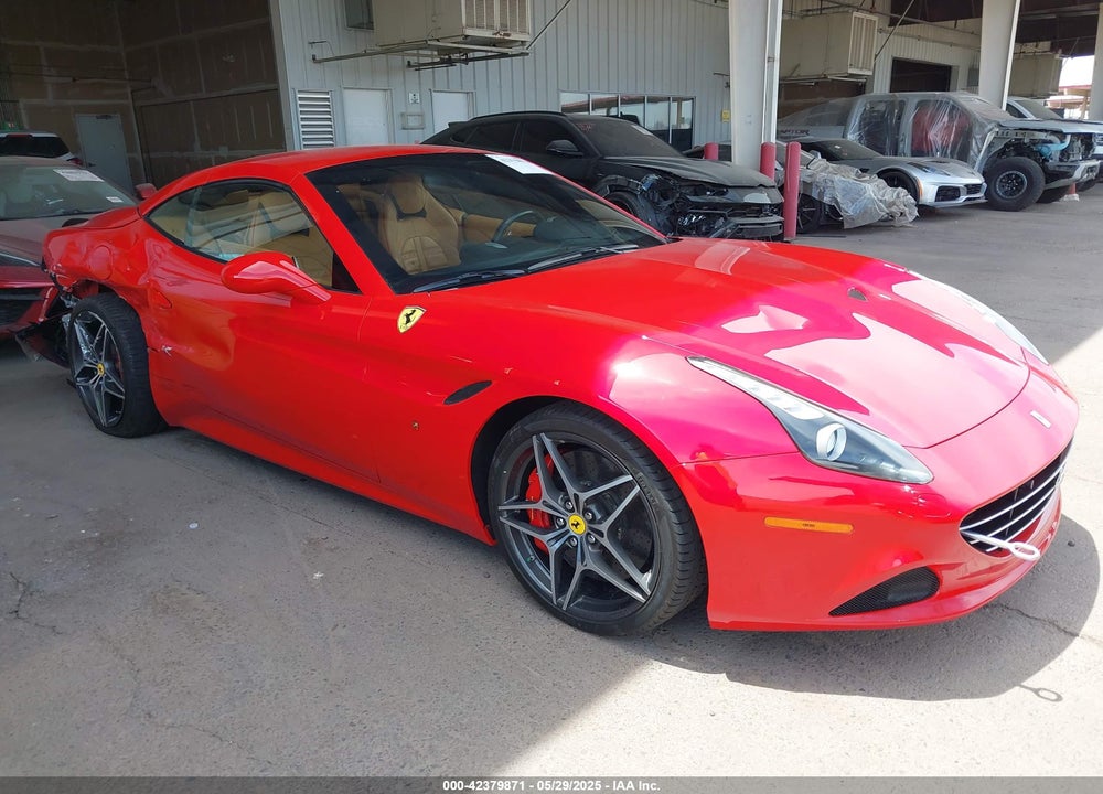 2015 FERRARI CALIFORNIA T VIN: ZFF77XJA5F0211604