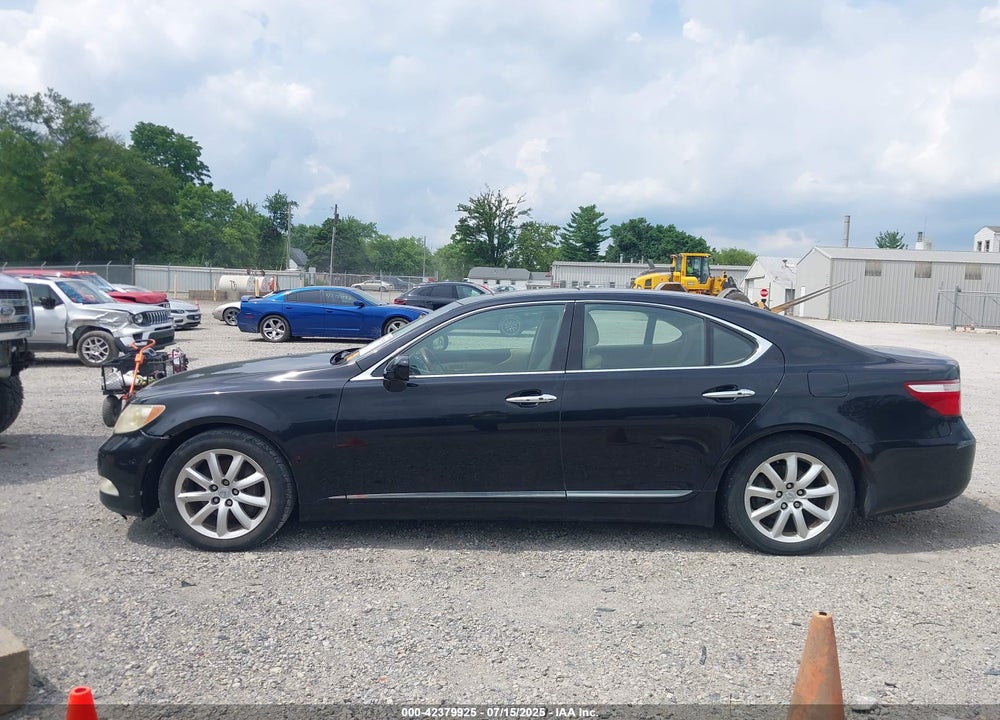 2007 LEXUS LS 460 VIN: JTHBL46F575022252