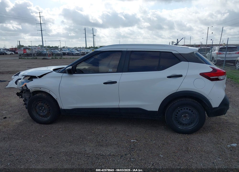 2018 NISSAN KICKS VIN: 3N1CP5CUXJL525529