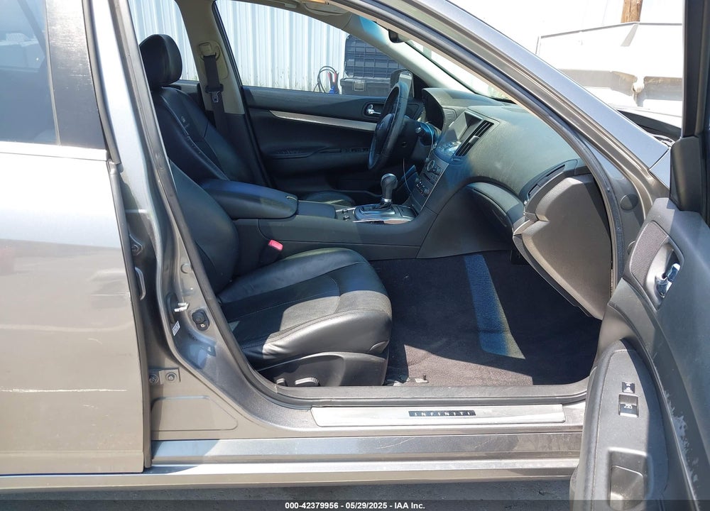 2011 INFINITI G37 JOURNEY VIN: JN1CV6AP9BM505837