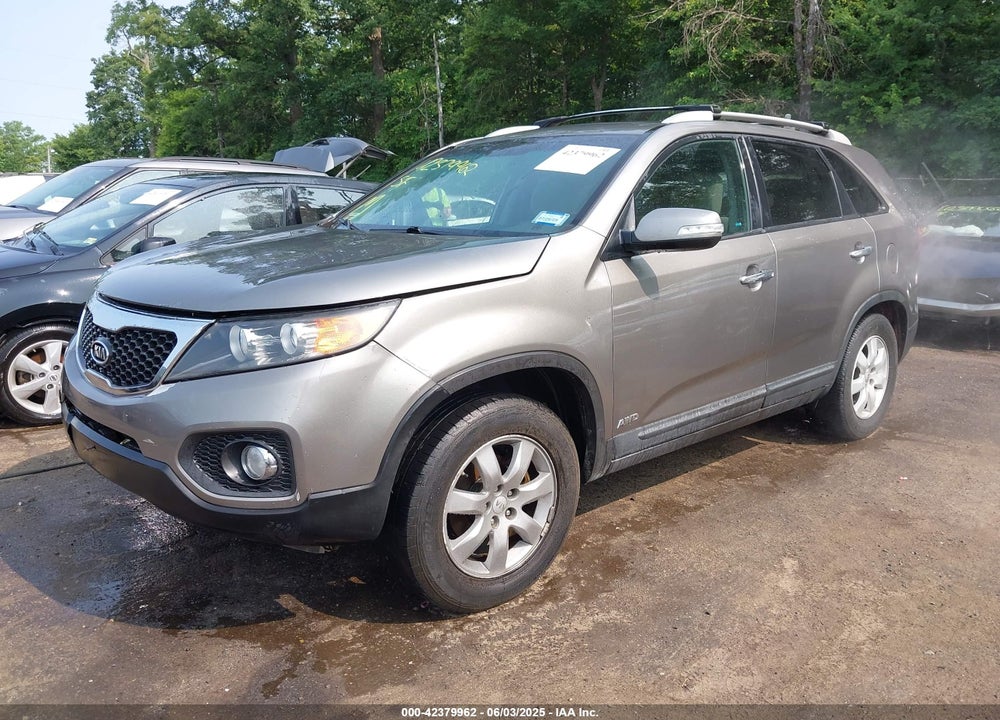 2012 KIA SORENTO LX VIN: 5XYKTDA64CG206849