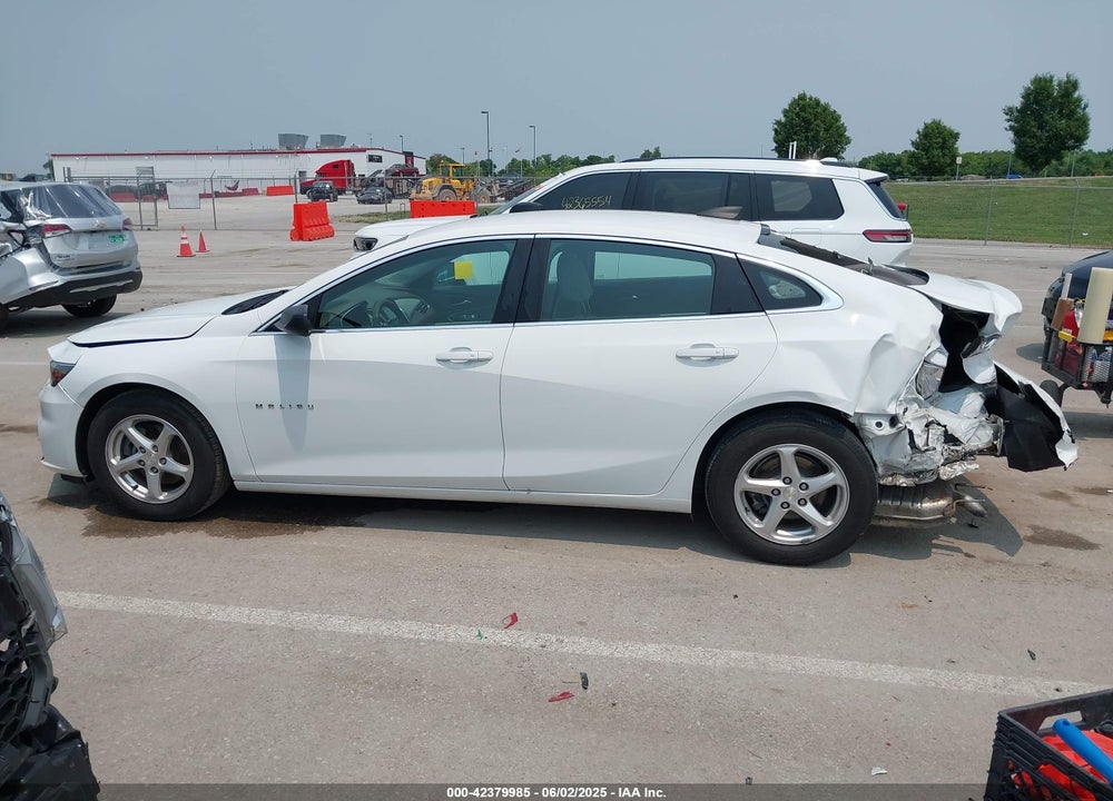 2018 CHEVROLET MALIBU VIN: 1G1ZB5ST1JF244379