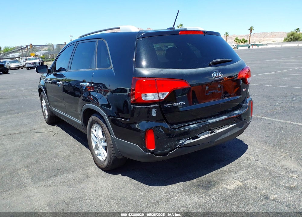 2015 KIA SORENTO VIN: 5XYKT4A65FG580178