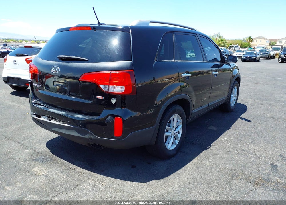 2015 KIA SORENTO VIN: 5XYKT4A65FG580178