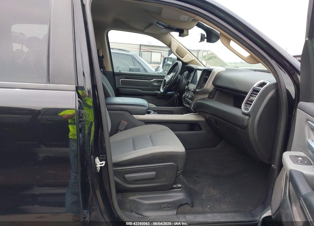 2020 RAM 1500 BIG HORN 4X4 5'7 BOX VIN: 1C6SRFFT5LN394113