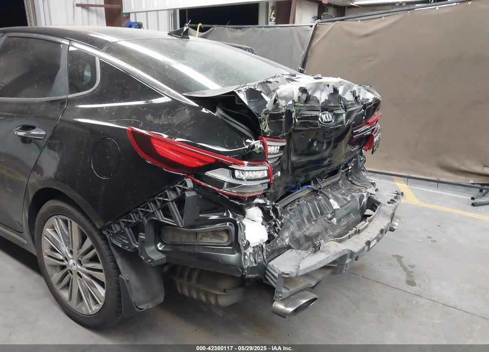2016 KIA OPTIMA VIN: 5XXGV4L25GG094275