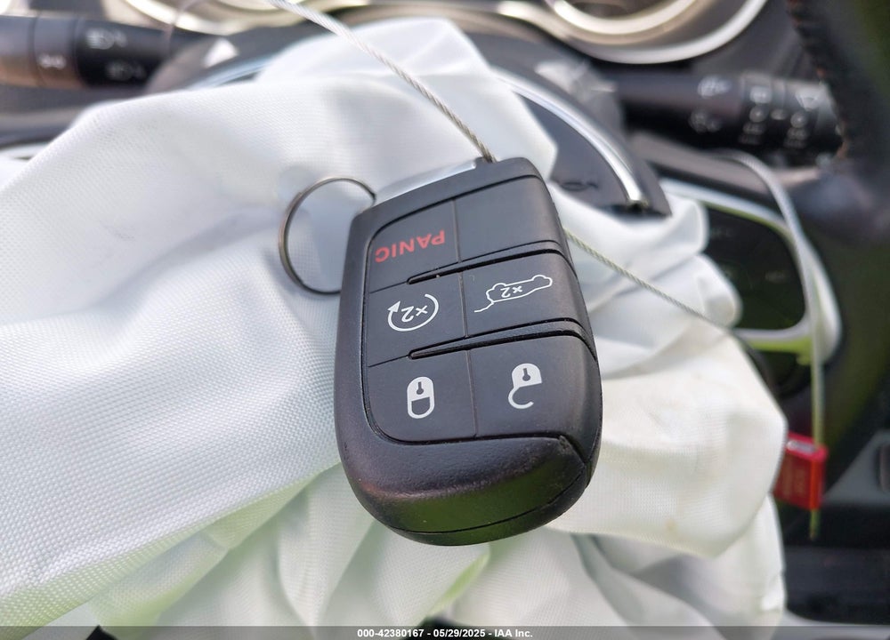 2018 JEEP COMPASS VIN: 3C4NJCBB6JT134227