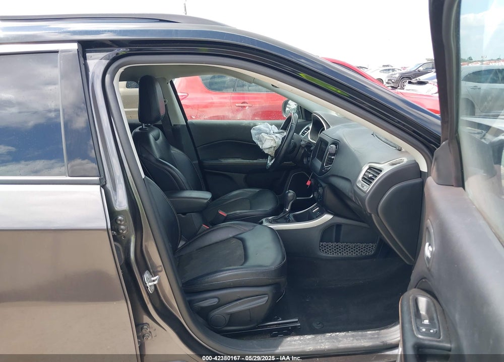 2018 JEEP COMPASS VIN: 3C4NJCBB6JT134227