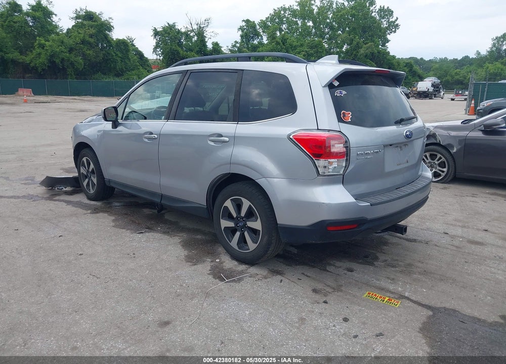 2017 SUBARU FORESTER VIN: JF2SJALC7HH521507