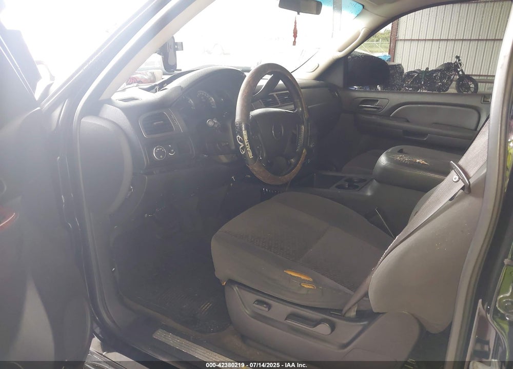 2007 CHEVROLET TAHOE VIN: 1GNEC03057R342002