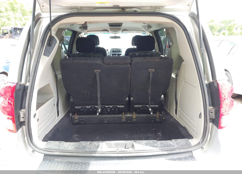 2012 DODGE GRAND CARAVAN SXT VIN: 2C4RDGCG4CR303869