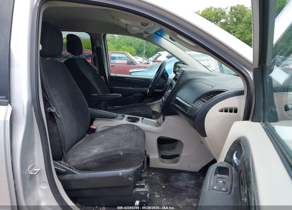 2012 DODGE GRAND CARAVAN SXT VIN: 2C4RDGCG4CR303869