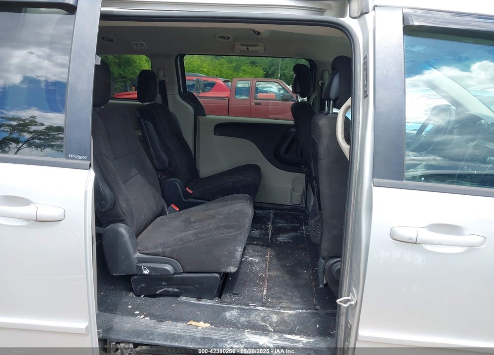 2012 DODGE GRAND CARAVAN SXT VIN: 2C4RDGCG4CR303869