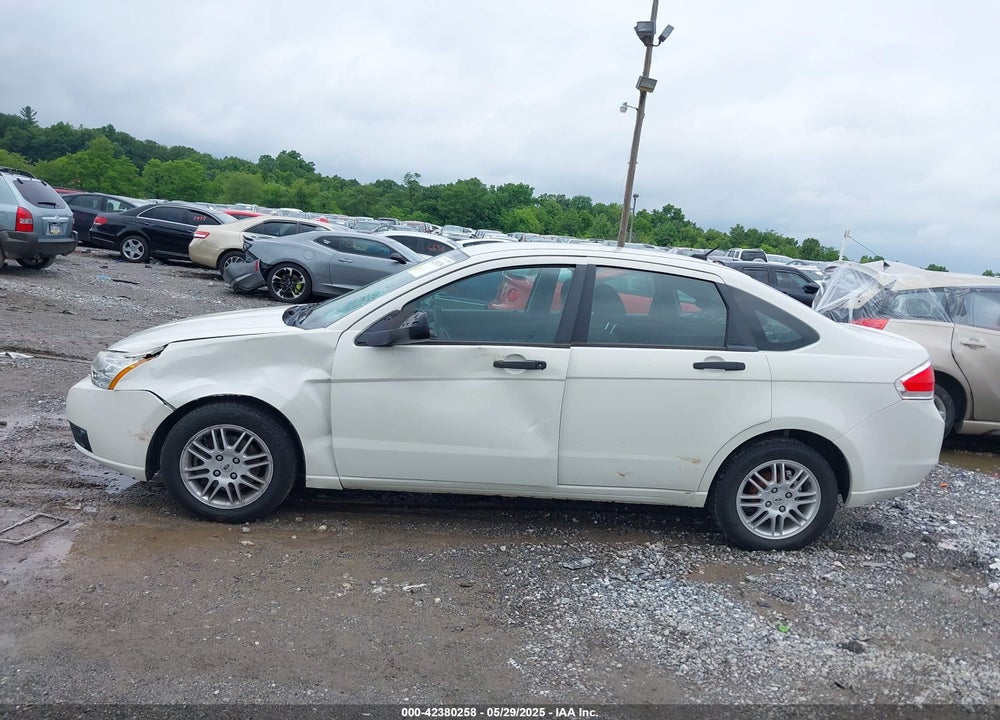2010 FORD FOCUS SE VIN: 1FAHP3FN4AW199786