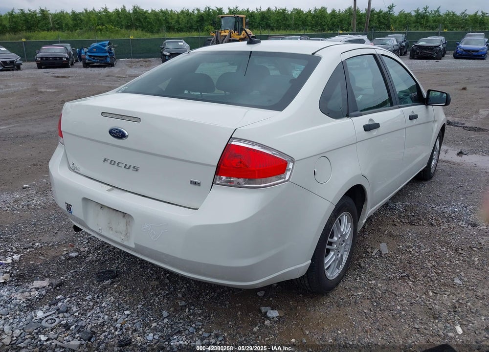 2010 FORD FOCUS SE VIN: 1FAHP3FN4AW199786