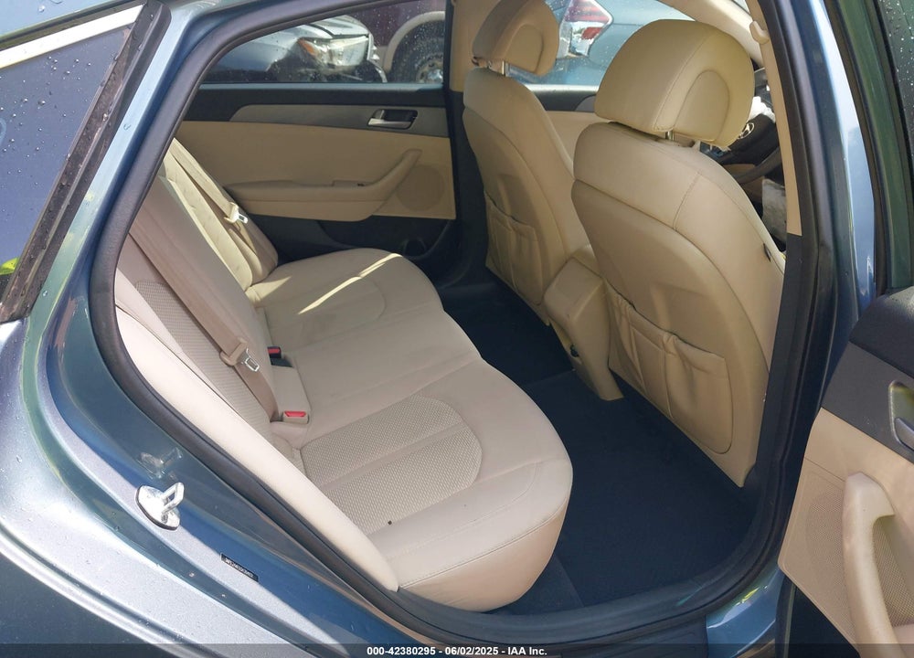 2016 HYUNDAI SONATA VIN: 5NPE24AF6GH304831