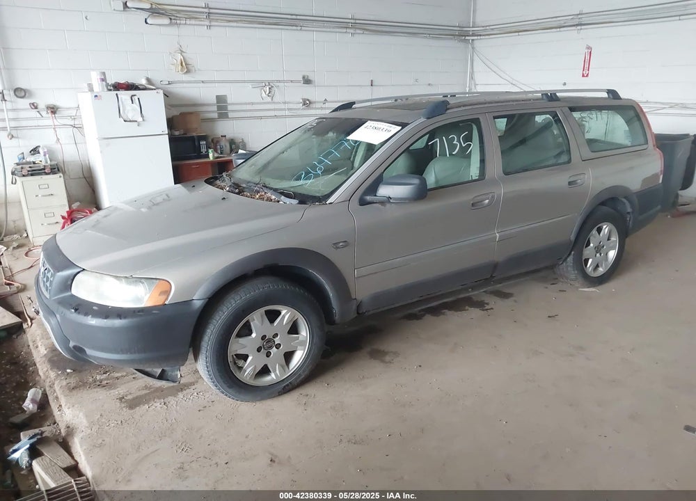 2005 VOLVO XC70 2.5T AWD VIN: YV1SZ592351176259