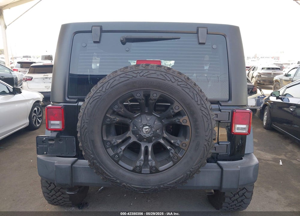 2016 JEEP WRANGLER UNLIMITED VIN: 1C4BJWDG7GL155900