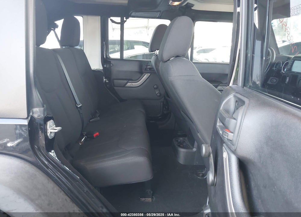 2016 JEEP WRANGLER UNLIMITED VIN: 1C4BJWDG7GL155900