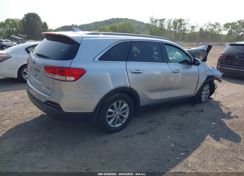 2016 KIA SORENTO VIN: 5XYPGDA38GG041748