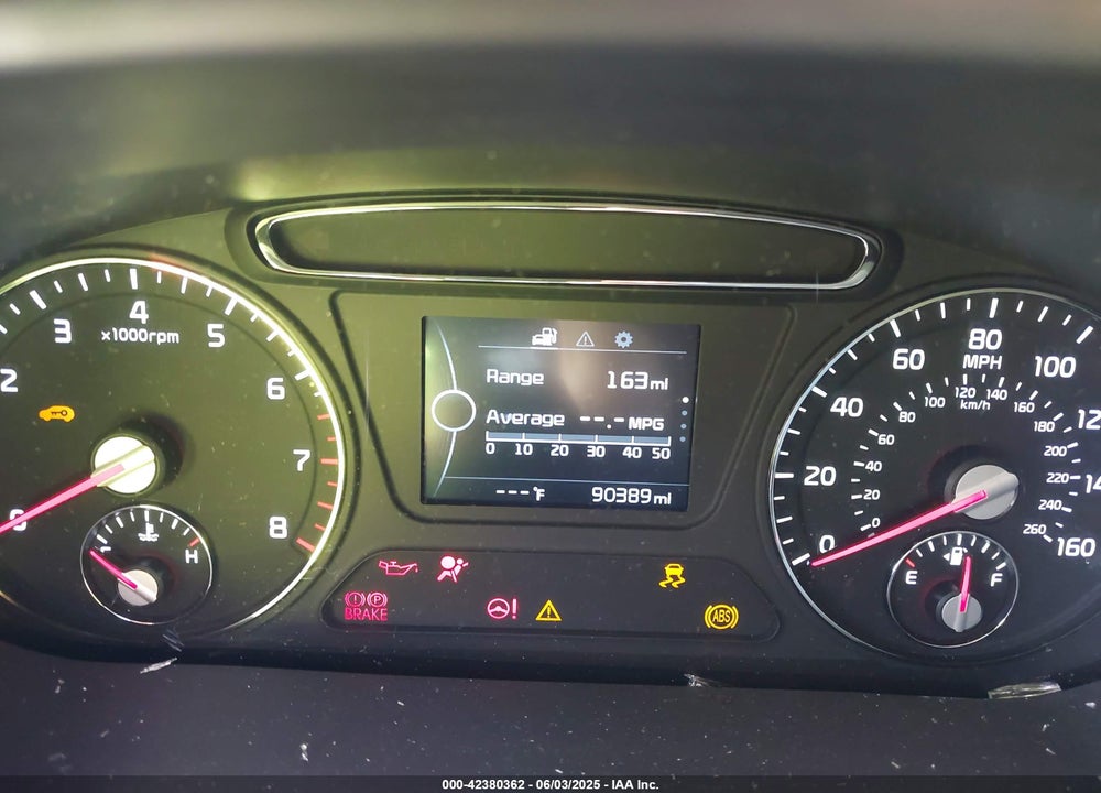 2016 KIA SORENTO VIN: 5XYPGDA38GG041748