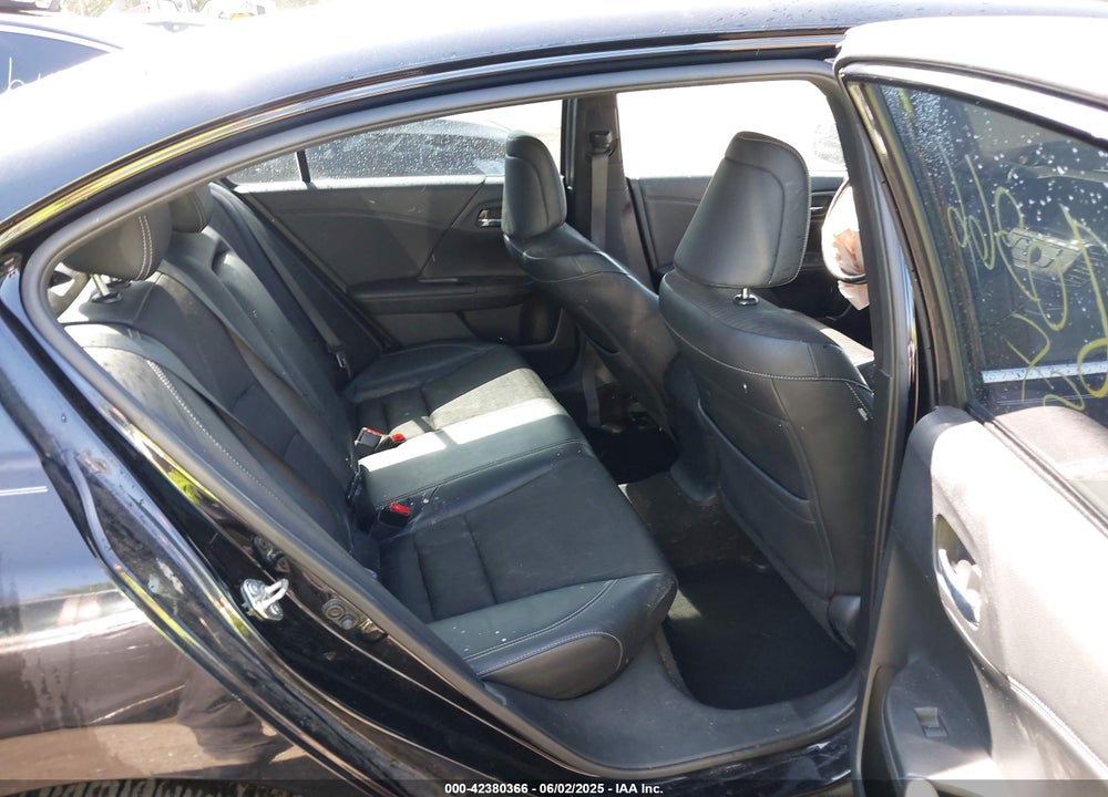 2017 HONDA ACCORD VIN: 1HGCR2F5XHA169449