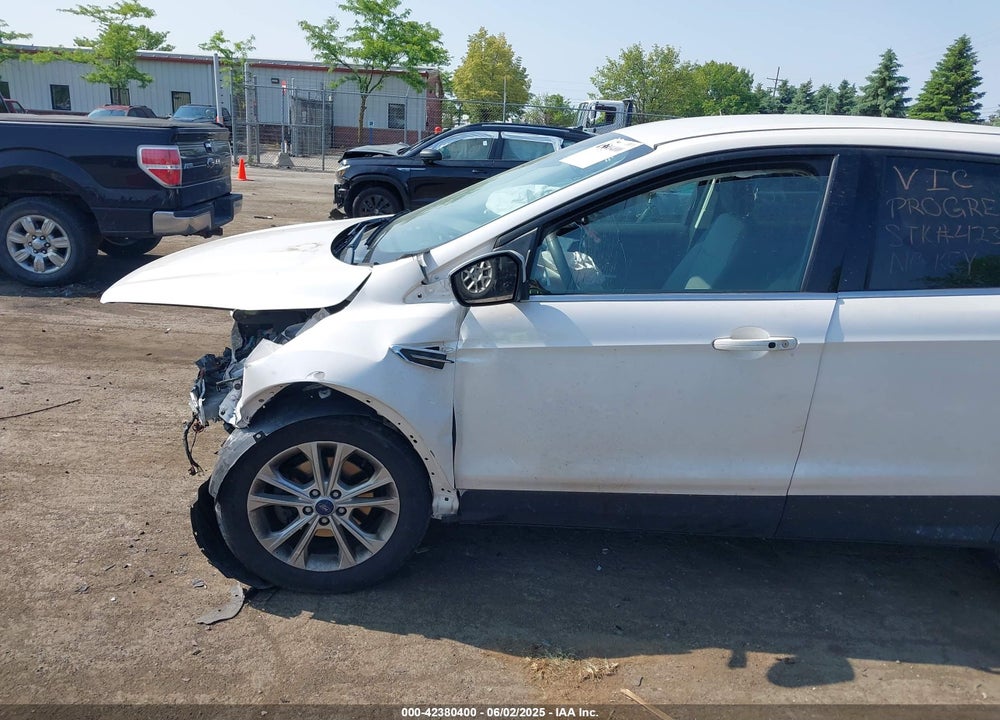 2019 FORD ESCAPE VIN: 1FMCU0GD6KUA40116
