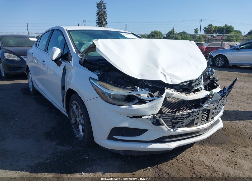 2018 CHEVROLET CRUZE LT AUTO VIN: 1G1BE5SM3J7219754