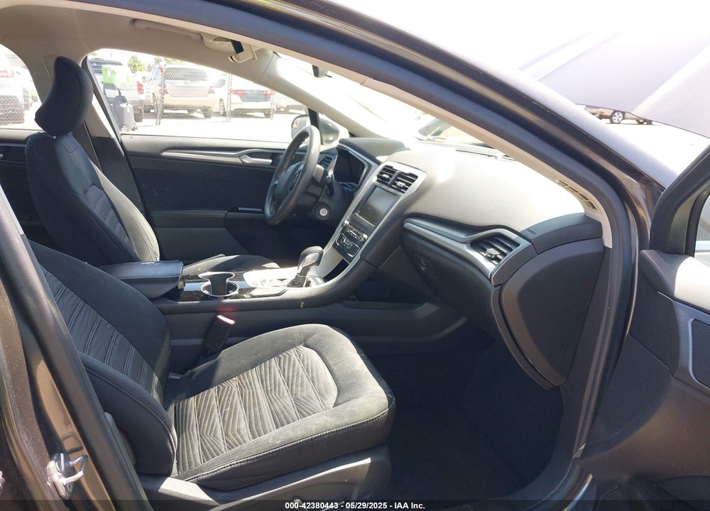 2016 FORD FUSION VIN: 1FA6P0H70G5112744
