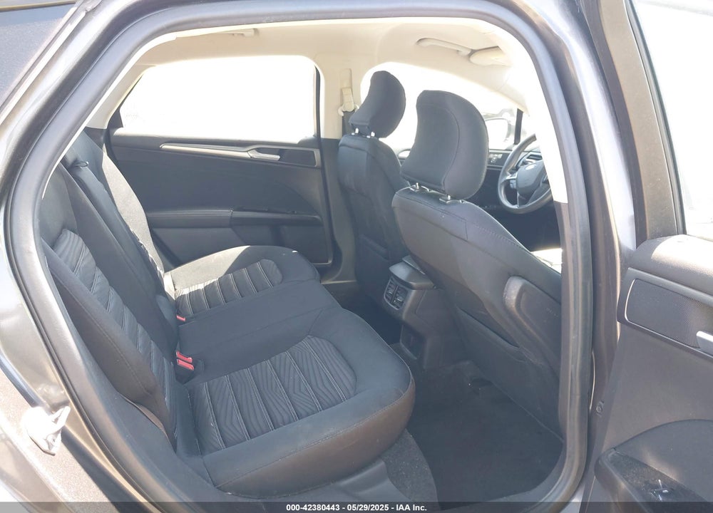 2016 FORD FUSION VIN: 1FA6P0H70G5112744