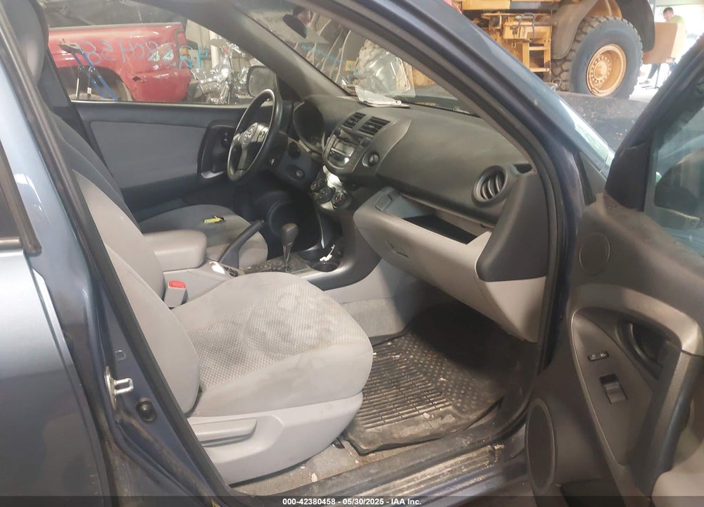 2011 TOYOTA RAV4 VIN: 2T3BF4DV1BW114608