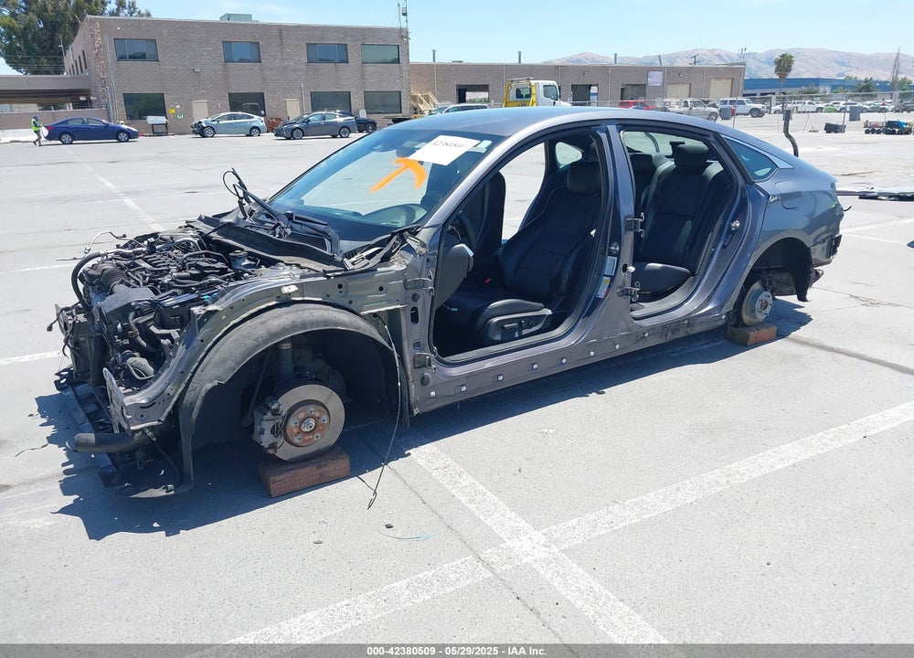 2018 HONDA ACCORD VIN: 1HGCV1F37JA145894