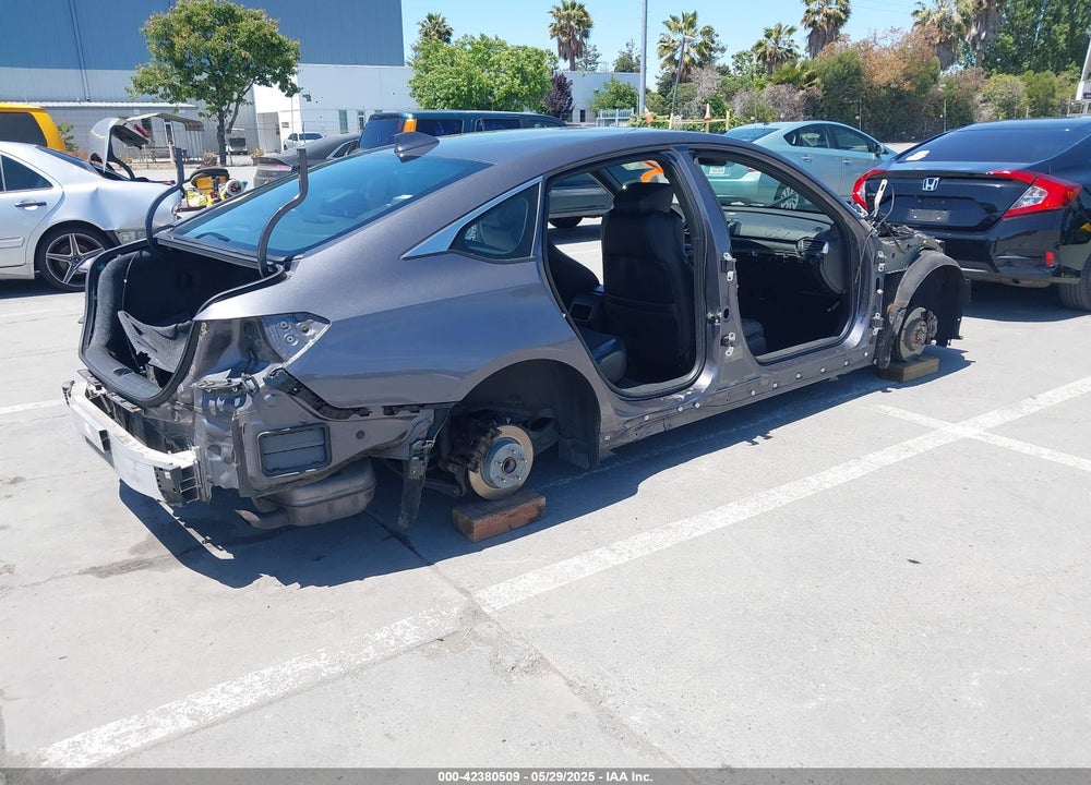 2018 HONDA ACCORD VIN: 1HGCV1F37JA145894
