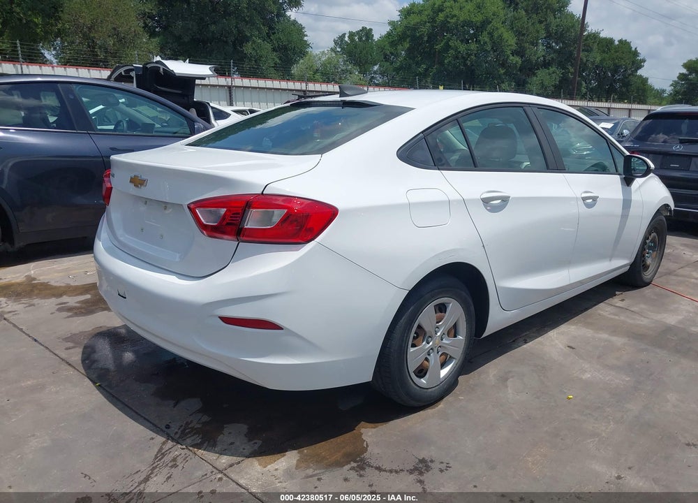 2018 CHEVROLET CRUZE VIN: 1G1BC5SM8J7126329