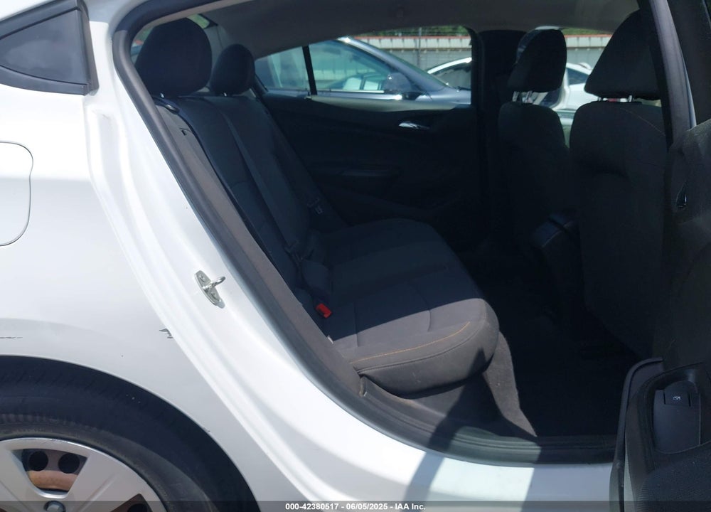 2018 CHEVROLET CRUZE VIN: 1G1BC5SM8J7126329