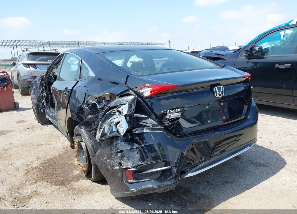2019 HONDA CIVIC VIN: 19XFC2F65KE000658