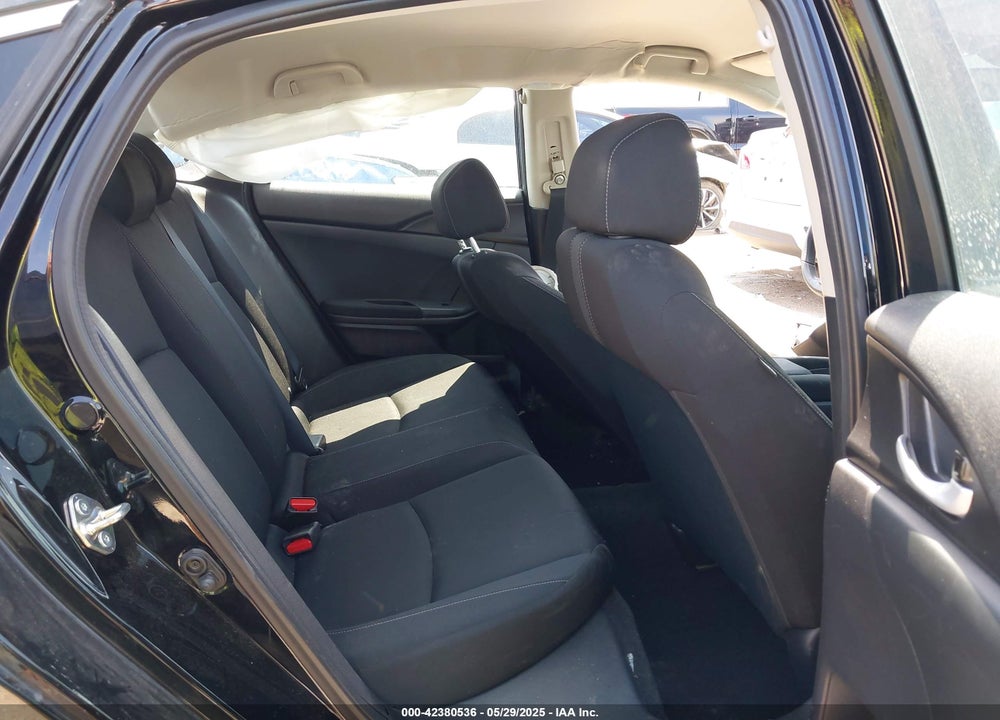2019 HONDA CIVIC VIN: 19XFC2F65KE000658