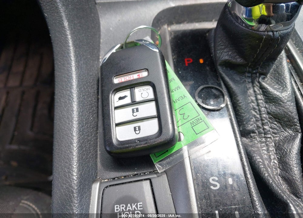 2018 HONDA CIVIC VIN: SHHFK7H52JU211926