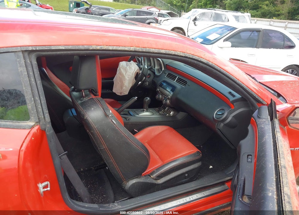 2010 CHEVROLET CAMARO 2SS VIN: 2G1FK1EJ2A9112200