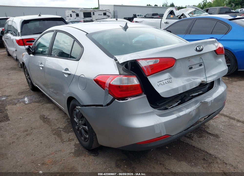 2016 KIA FORTE VIN: KNAFK4A63G5535767